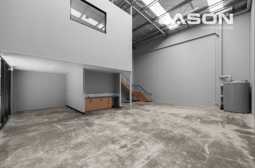 Click to view all images 6/21 McIntosh Street Airport West VIC 3042 - Image 3