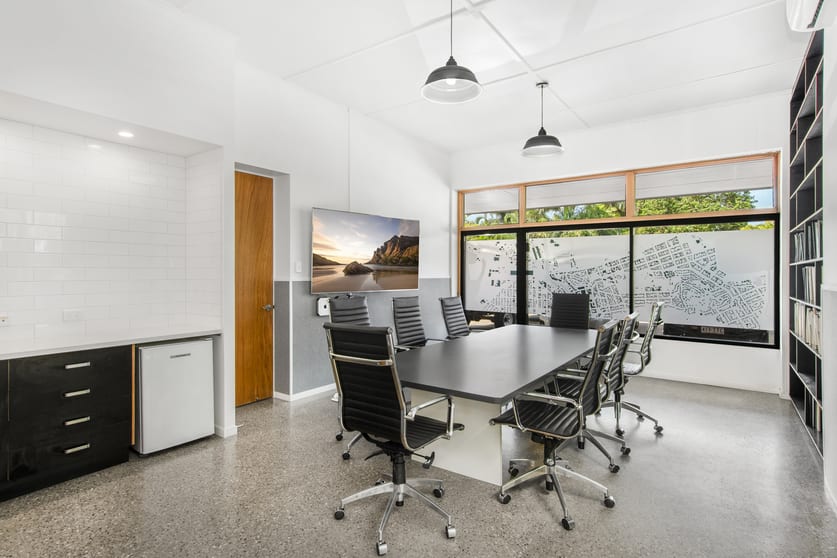 Click to view all images 13-15 Allen Street South Townsville QLD 4810 - Image 3