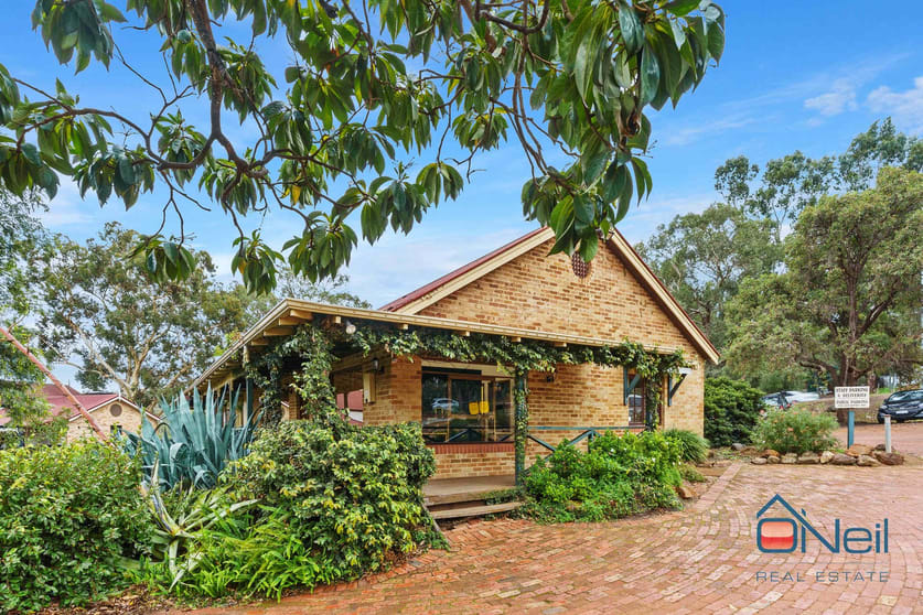 Click to view all images 1/1 Soldiers Road Roleystone WA 6111 - Image 1