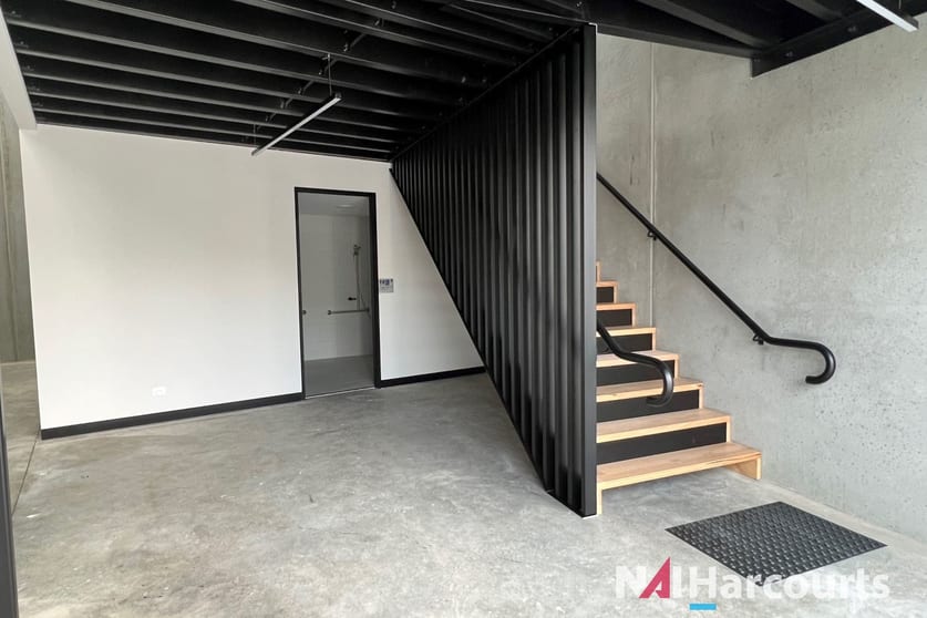 Click to view all images 4/53 Jutland Way Epping VIC 3076 - Image 2