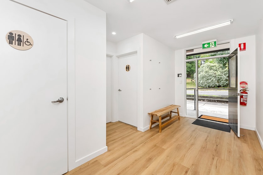 Click to view all images SINGLE OFFICES/26 Hack Street Mount Barker SA 5251 - Image 2