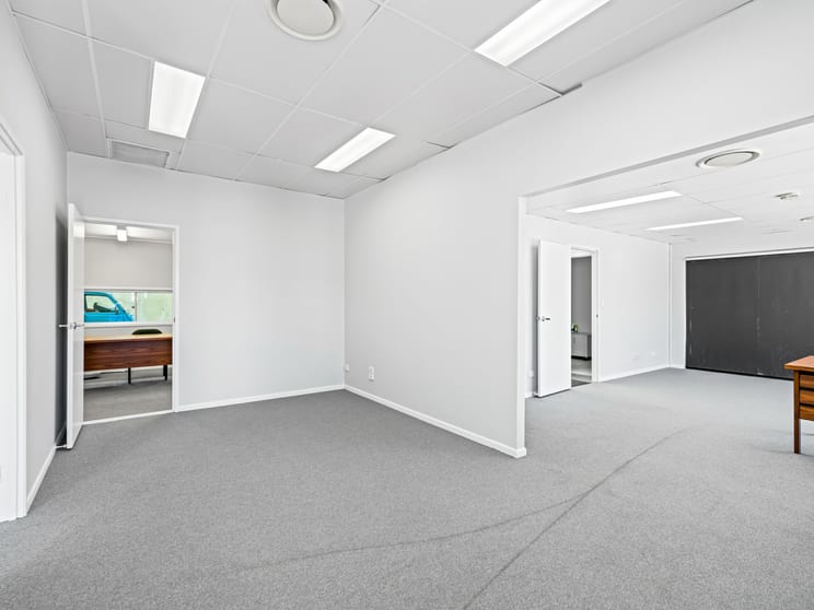 Click to view all images 3/3 Christine Place Capalaba QLD 4157 - Image 3