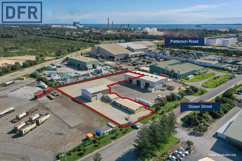 Click to view all images 2/30 Ocean Street Kwinana Beach WA 6167 - Image 1