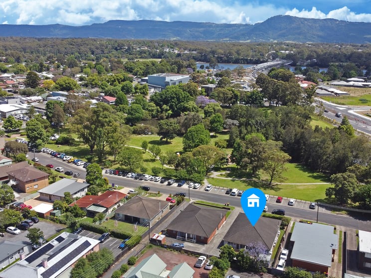 Click to view all images Suites 1-4/8 McGrath Avenue Nowra NSW 2541 - Image 2