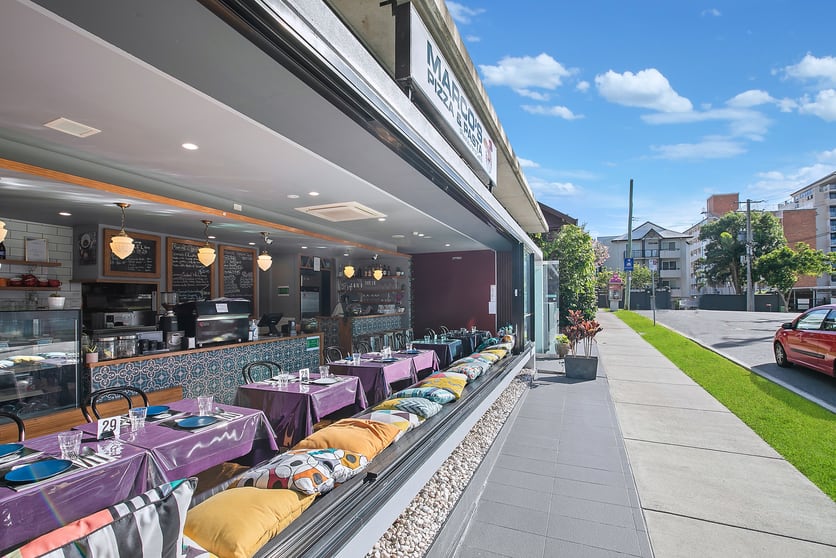Click to view all images 18A Thorn Street Kangaroo Point QLD 4169 - Image 3
