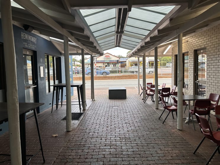 Click to view all images 7/7095 Great Eastern Highway Mundaring WA 6073 - Image 3