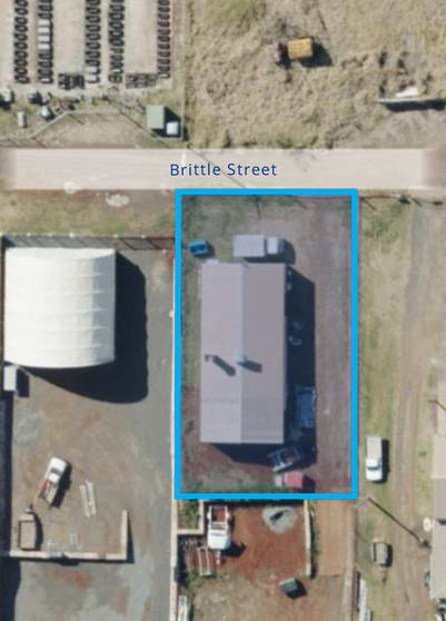 Click to view all images 2/25 Boothby Street Drayton QLD 4350 - Image 3