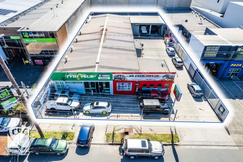 Click to view all images 27-29 Captain Cook Drive Caringbah NSW 2229 - Image 2