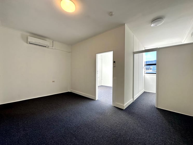 Click to view all images Suite 4/242 Princes Highway Corrimal NSW 2518 - Image 3