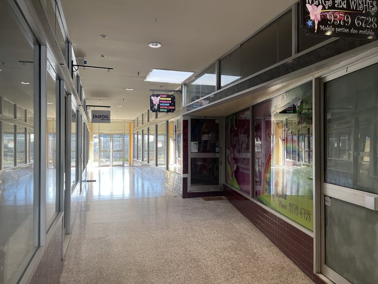 Click to view all images 4/334 Keilor Road Niddrie VIC 3042 - Image 2
