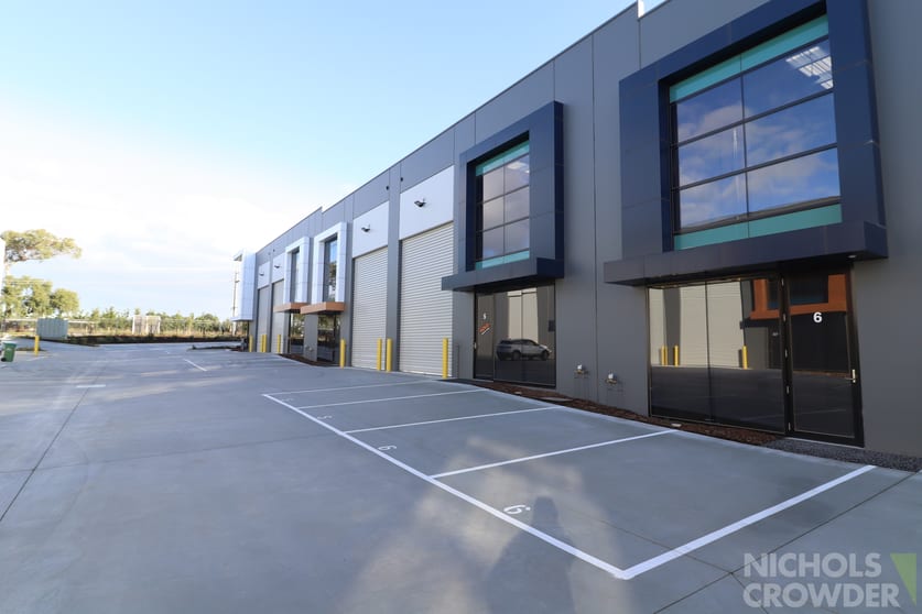 Click to view all images 5/1855 Frankston Flinders Road Hastings VIC 3915 - Image 2