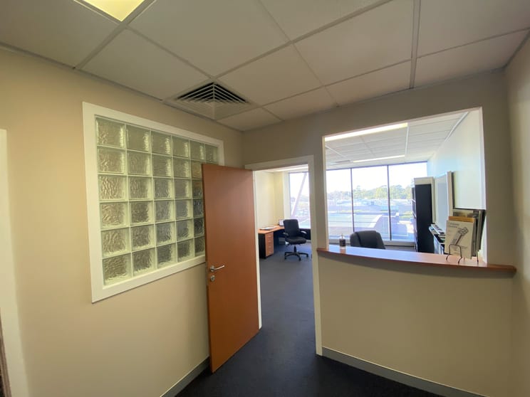 Click to view all images 19/B7,49 Frenchs Forest Road Frenchs Forest NSW 2086 - Image 3