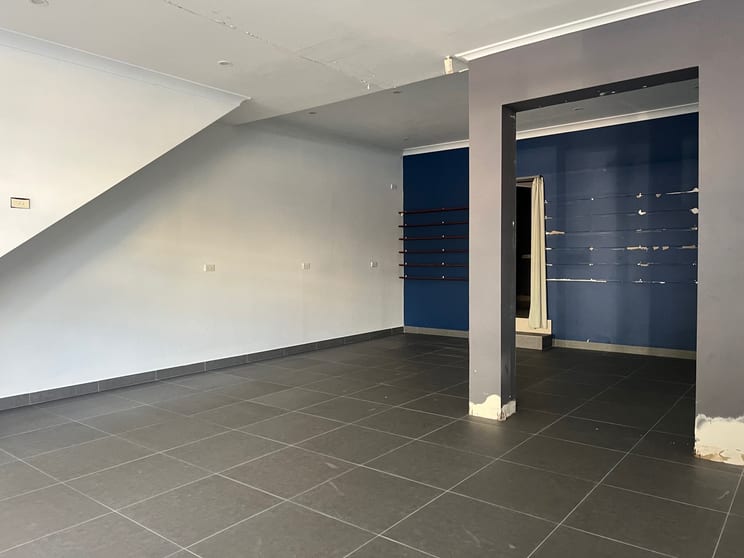 Click to view all images 58 Restwell St Bankstown NSW 2200 - Image 3