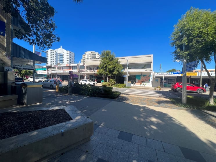 Click to view all images Shop 3/74 Bulcock Street Caloundra QLD 4551 - Image 2