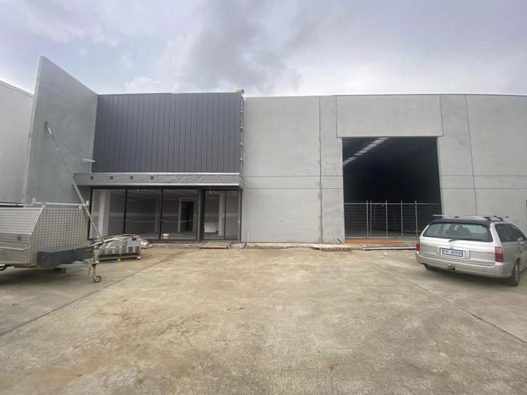 Click to view all images 8 Pear Avenue Derwent Park TAS 7009 - Image 2