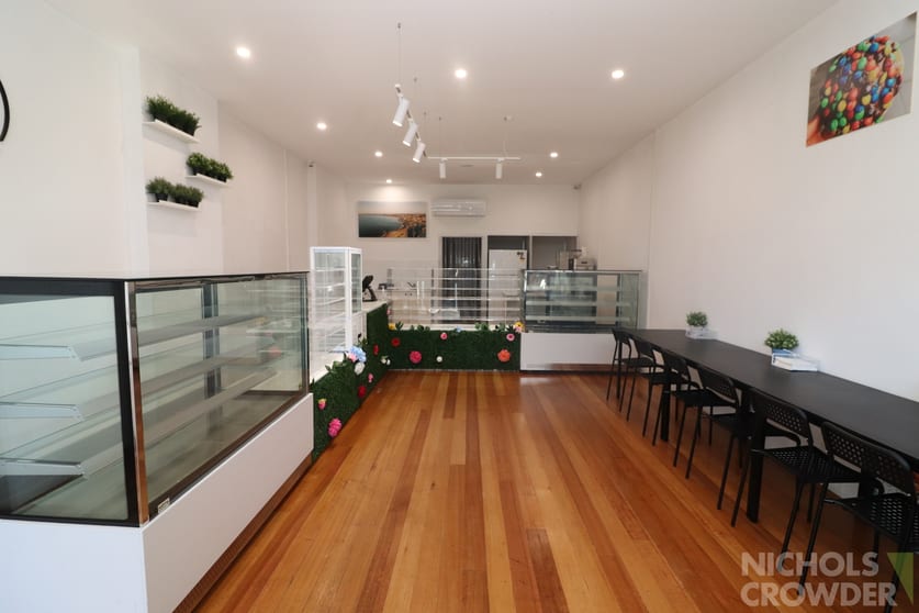 Click to view all images 2 Shannon Mall Frankston VIC 3199 - Image 2