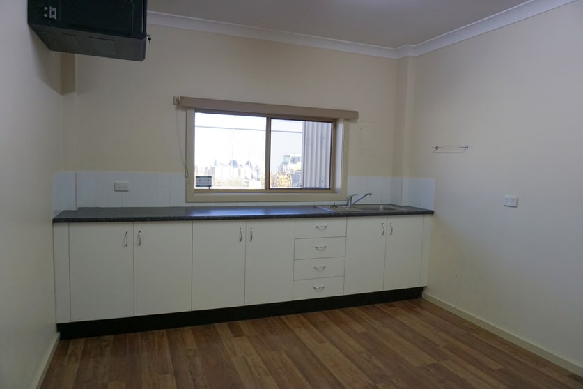 Click to view all images 21 Magpie Street Singleton NSW 2330 - Image 3