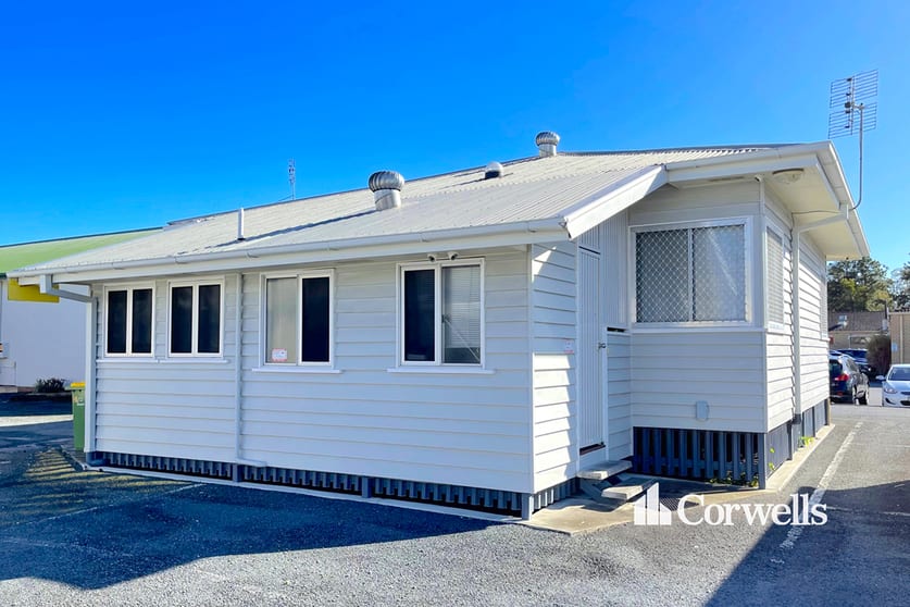 Click to view all images 2/12 Jowett Street Coomera QLD 4209 - Image 2