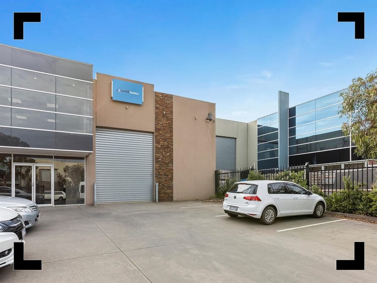 Click to view all images 2/10 Dairy Drive Coburg VIC 3058 - Image 1