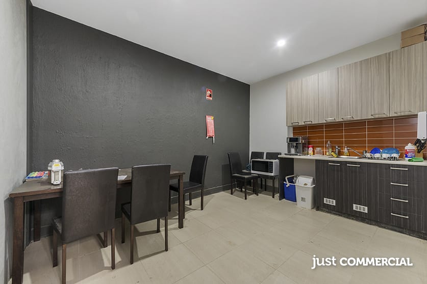 Click to view all images 5/55-57 Whiteside Road Clayton South VIC 3169 - Image 3