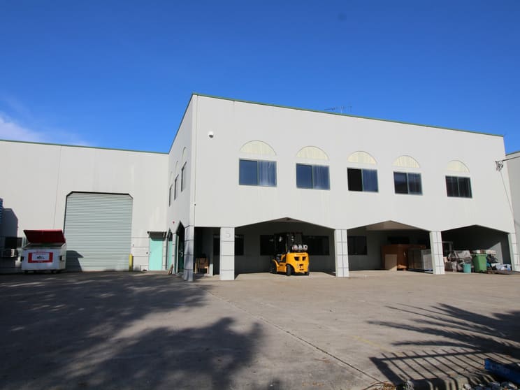 Click to view all images 5 Butterfield Street Blacktown NSW 2148 - Image 2