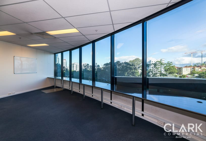 Click to view all images 30306/9 Lawson Street Southport QLD 4215 - Image 3