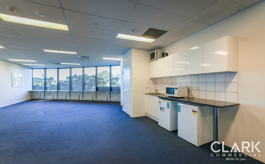 Click to view all images 30306/9 Lawson Street Southport QLD 4215 - Image 2