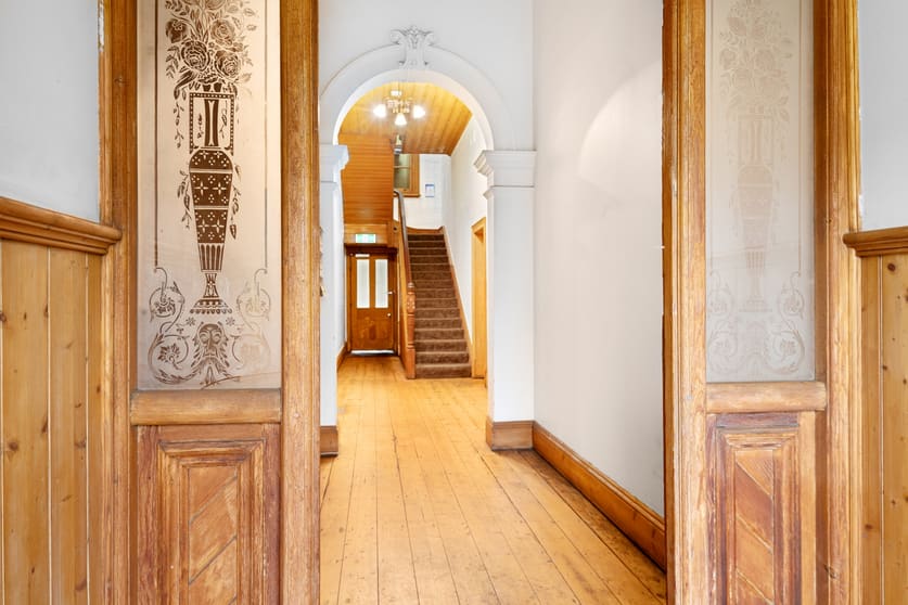 Click to view all images Unit 1/57 Vincent Street Daylesford VIC 3460 - Image 3