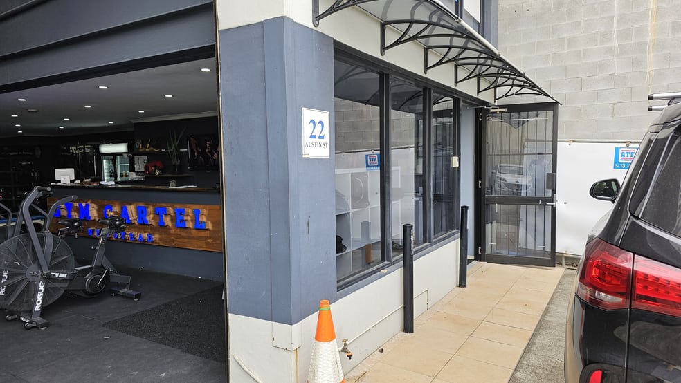 Click to view all images 22 Austin Street Newstead QLD 4006 - Image 2