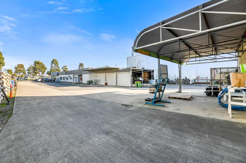 Click to view all images 95B Cheltenham Road Dandenong VIC 3175 - Image 3