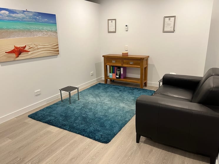 Click to view all images 10/21-25 Lake Street Cairns City QLD 4870 - Image 1