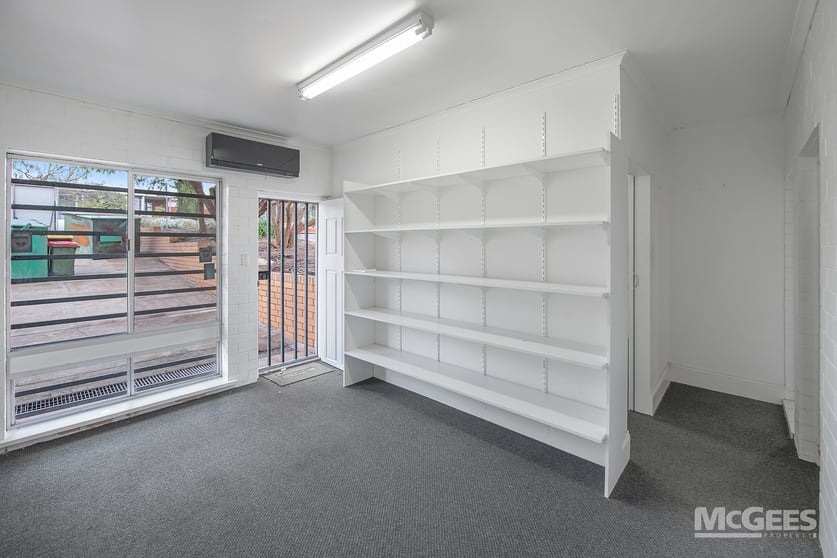 Click to view all images 1/33 Jacobsen Crescent Holden Hill SA 5088 - Image 2