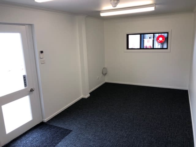 Click to view all images 2/12 Mowbray Street Invermay TAS 7248 - Image 2