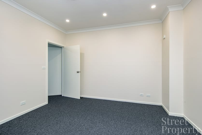 10 Ironbark Close Warabrook NSW 2304 - Image 3