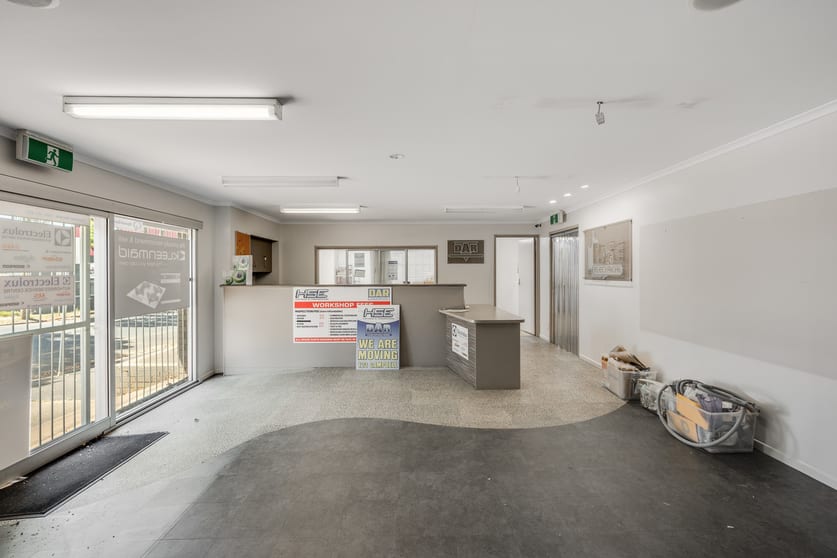 Click to view all images 6 Taylor Street Toowoomba City QLD 4350 - Image 2