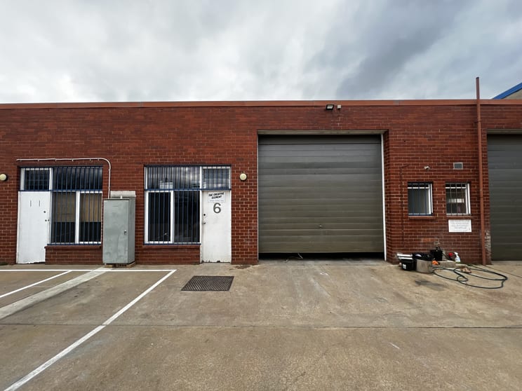 Click to view all images 6/5 Isa Street Fyshwick ACT 2609 - Image 1