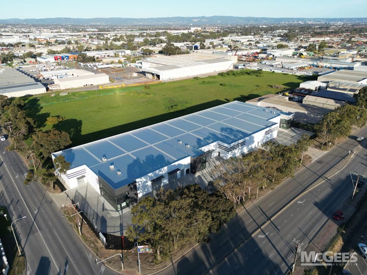 Click to view all images 73-75 Cormack Road Wingfield SA 5013 - Image 2