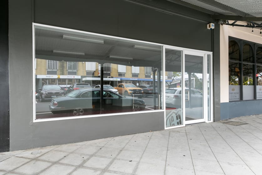 94-96 Raymond Street Sale VIC 3850 - Image 2
