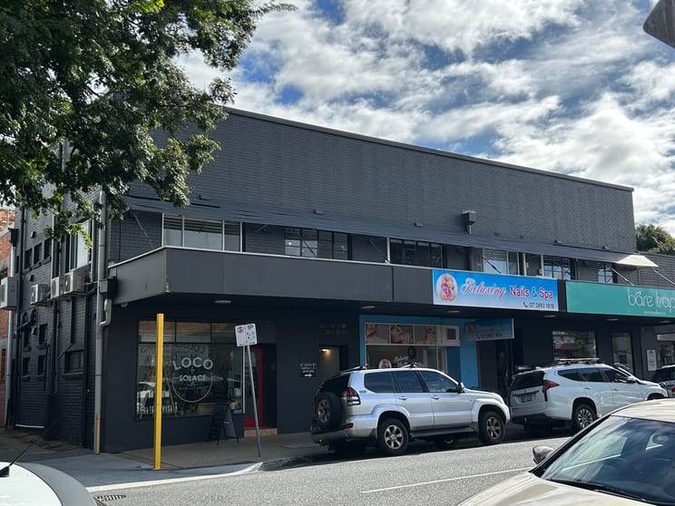 Click to view all images Suite 1/123 Bay Terrace Wynnum QLD 4178 - Image 1
