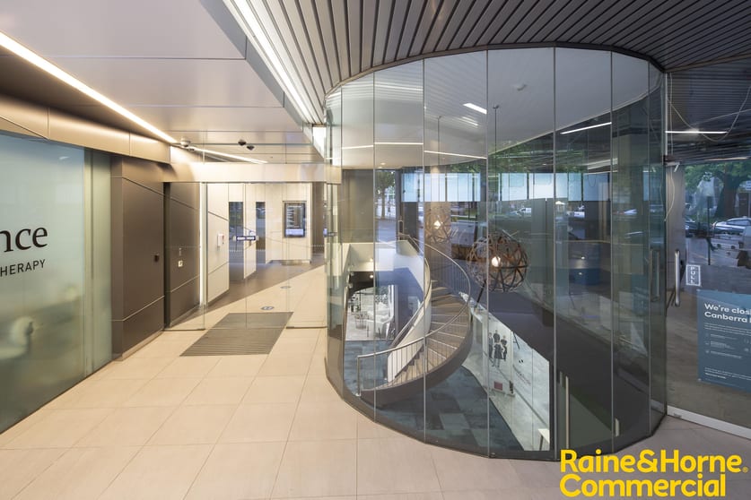 Click to view all images Suite 1/33 Ainslie Place City ACT 2601 - Image 3