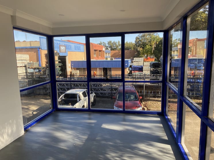 Click to view all images 1/10 Helles Avenue Moorebank NSW 2170 - Image 3