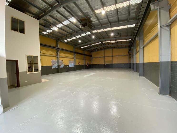 Click to view all images 9 Parer Street Reservoir VIC 3073 - Image 2