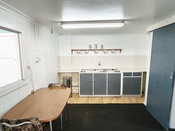Click to view all images 3/76 Mornington Road Mornington TAS 7018 - Image 2