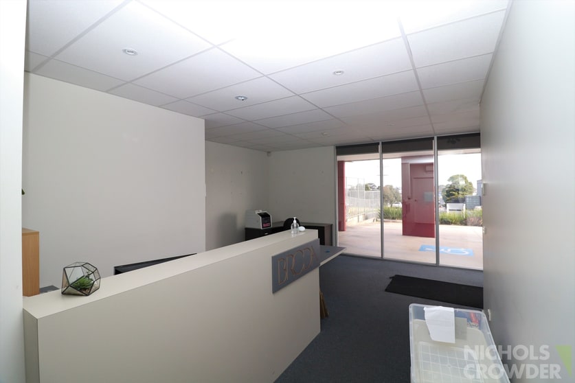 1/15 Kenji Street Mornington VIC 3931 - Image 3