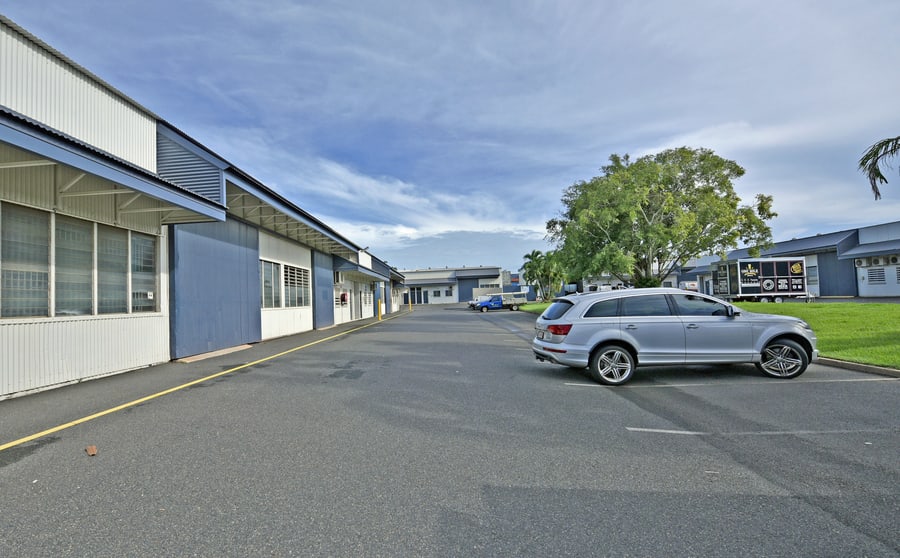 Click to view all images 11/111 Coonawarra Road Winnellie NT 0820 - Image 1
