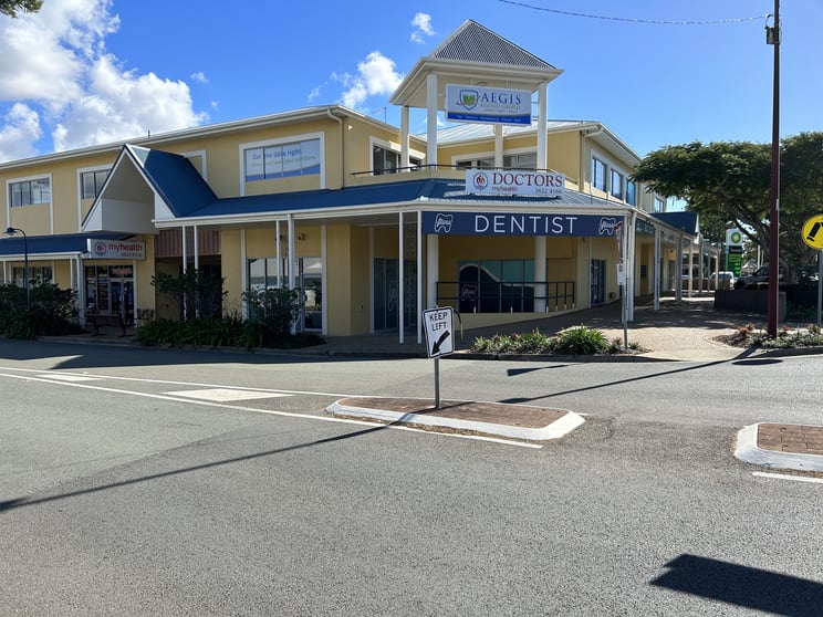 Click to view all images 10/1 Peterson Street Wellington Point QLD 4160 - Image 1