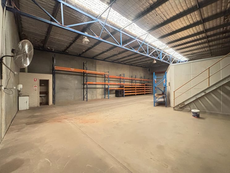 Click to view all images 6/46 Great Eastern Highway Somerville WA 6430 - Image 2