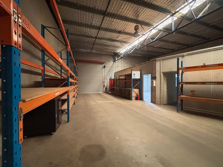 Click to view all images 6/46 Great Eastern Highway Somerville WA 6430 - Image 3