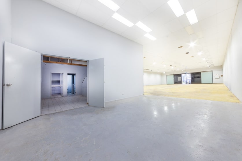 Click to view all images 418-420 High Street Melton VIC 3337 - Image 3