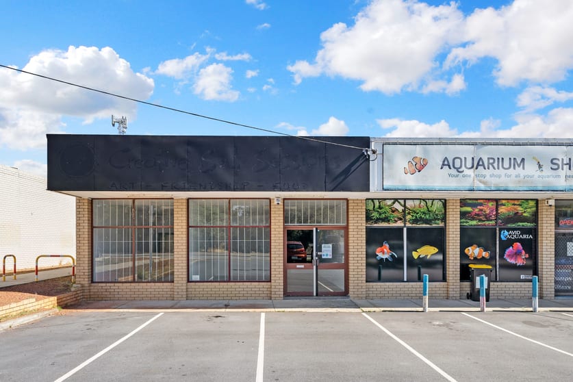 1/213 Railway Avenue Kelmscott WA 6111 - Image 1